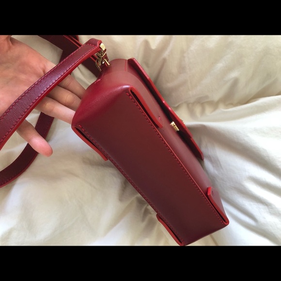 Manu Atelier micro bold crossbody in red - Picture 10 of 13